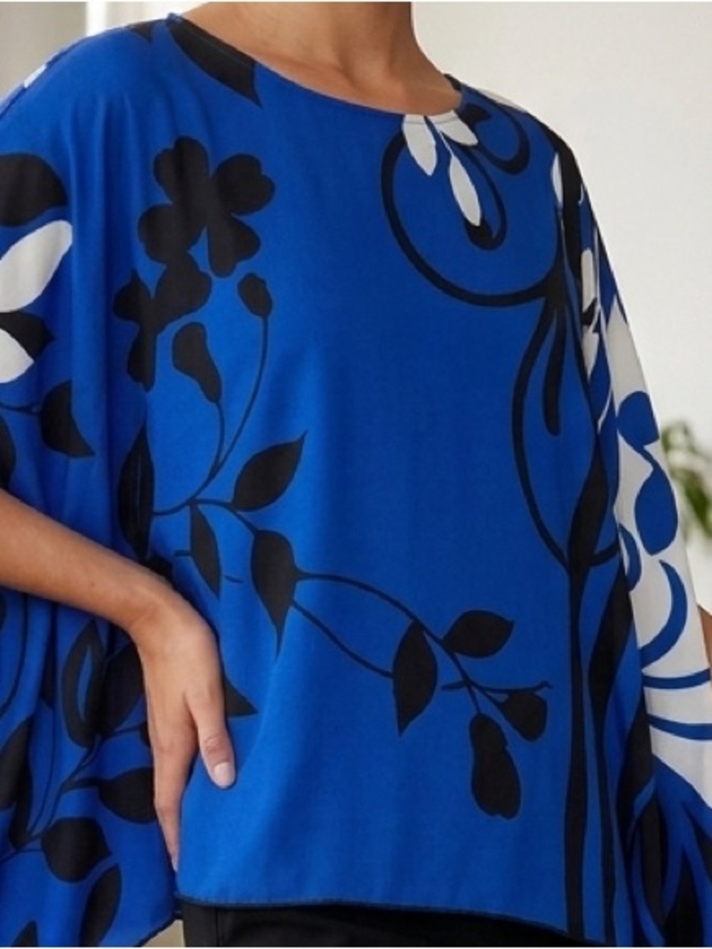 TanJay Handkerchief Style 2 Piece Blouse Set